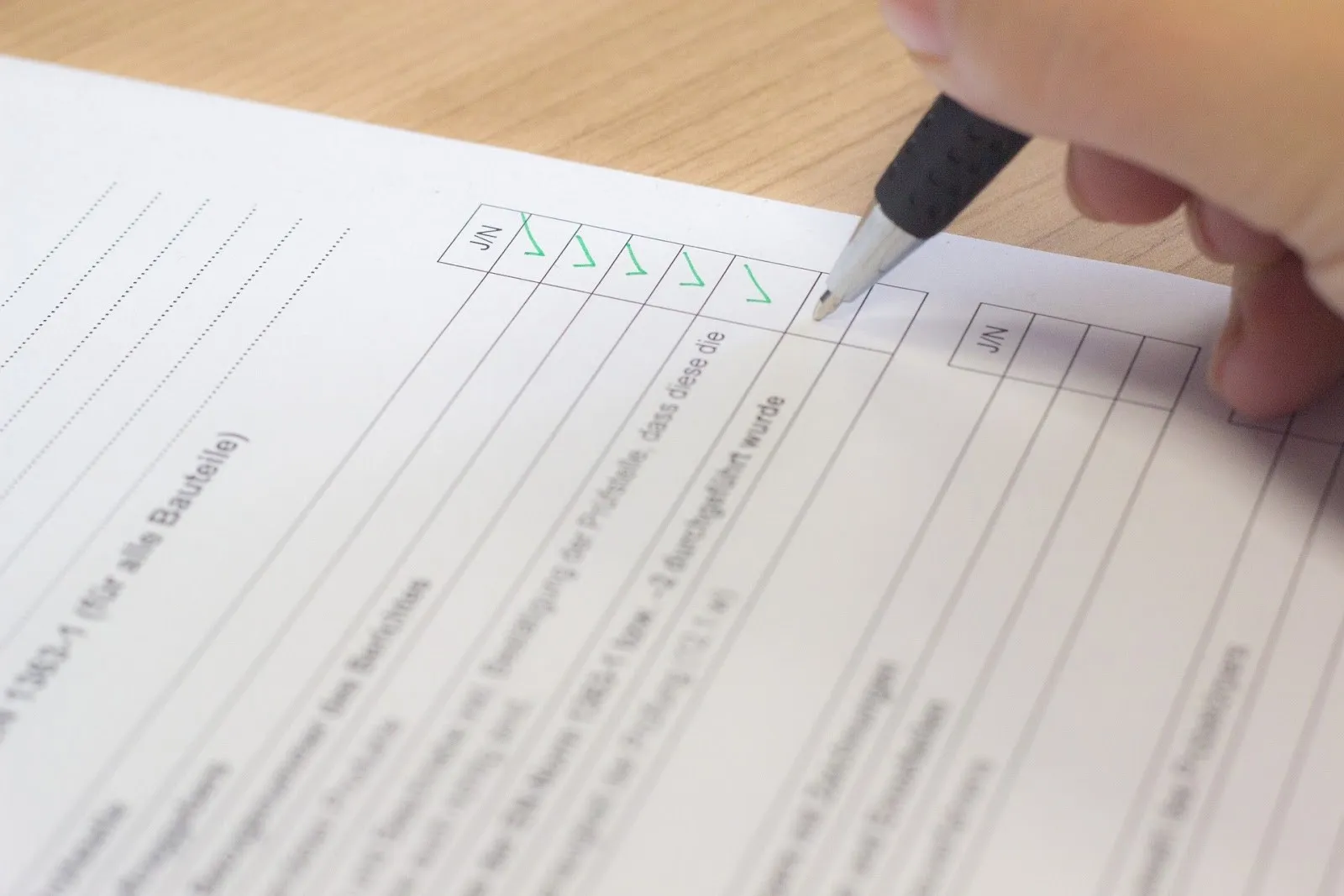 7 Ultimate Weekly Pool Maintenance Checklist