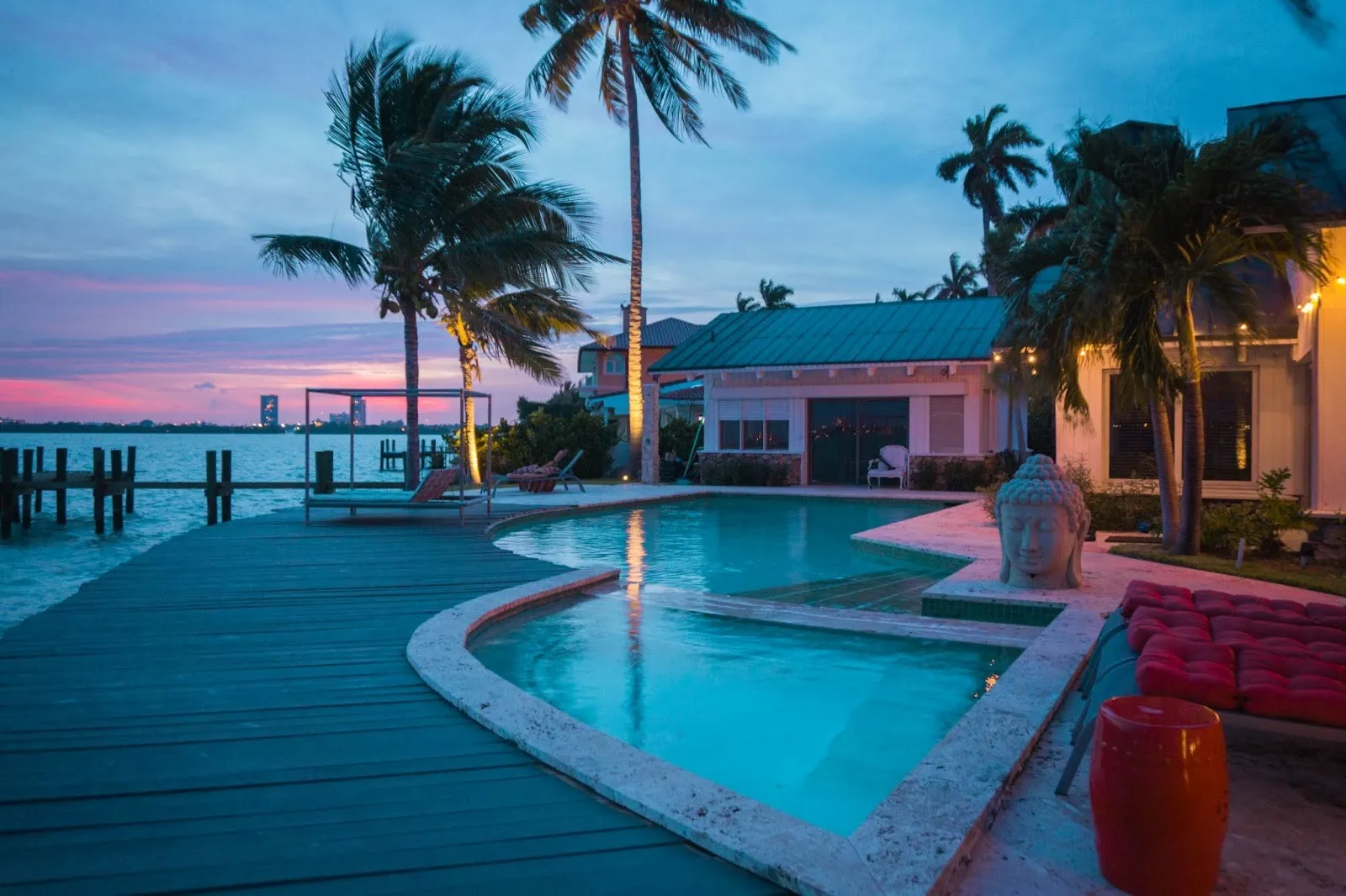 Questions to Ask Before Hiring a Pool Cleaning Service in Las Vegas, NV